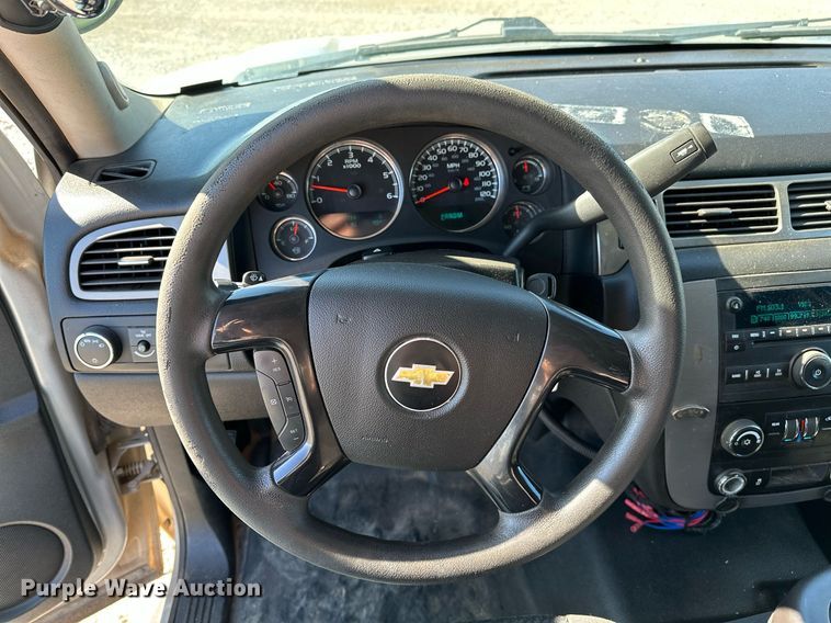 image for item LR9673 2013 Chevrolet Tahoe Police  SUV