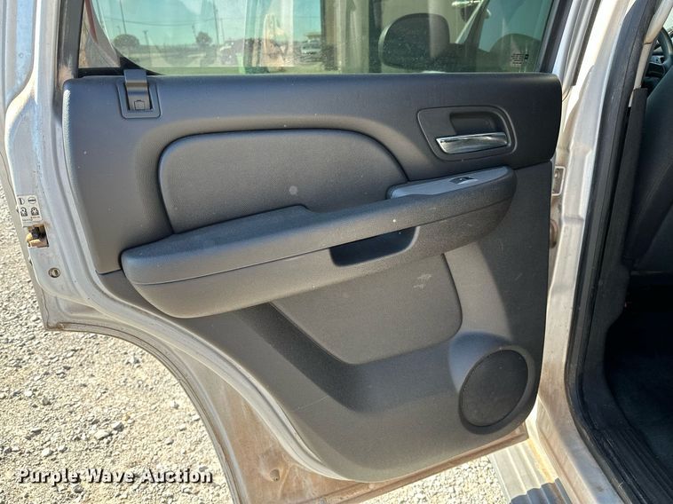 image for item LR9673 2013 Chevrolet Tahoe Police  SUV