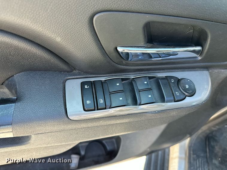 image for item LR9676 2014 Chevrolet Tahoe Police  SUV