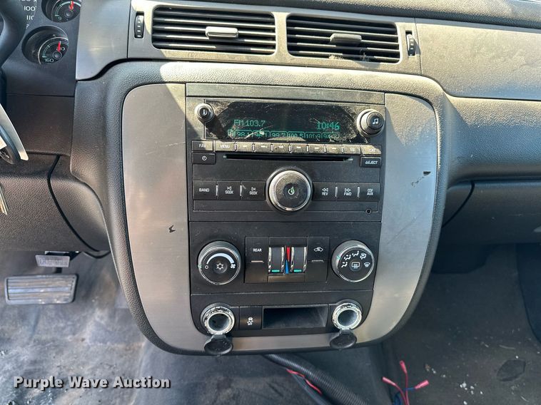 image for item LR9676 2014 Chevrolet Tahoe Police  SUV