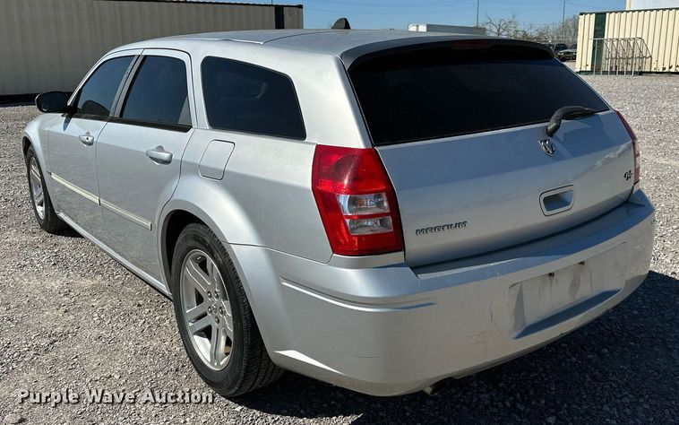 image for item LR9677 2006 Dodge Magnum