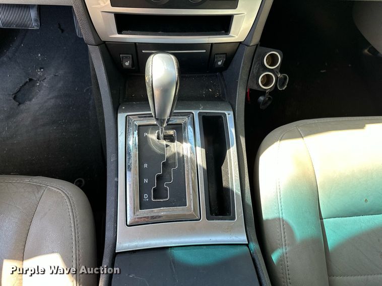 image for item LR9677 2006 Dodge Magnum