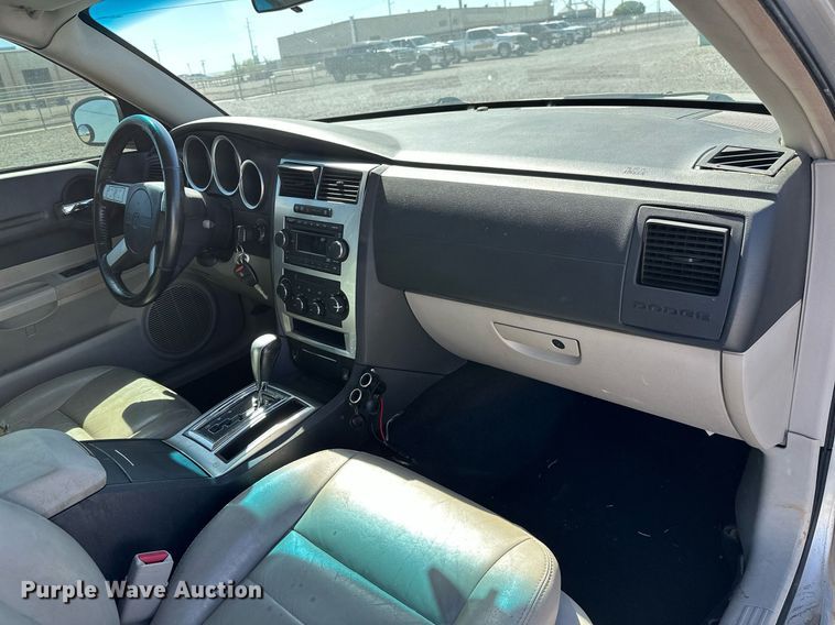 image for item LR9677 2006 Dodge Magnum