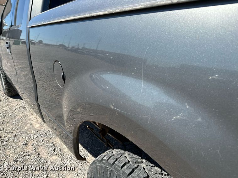 image for item LR9678 2004 Ford F150  SuperCab pickup truck