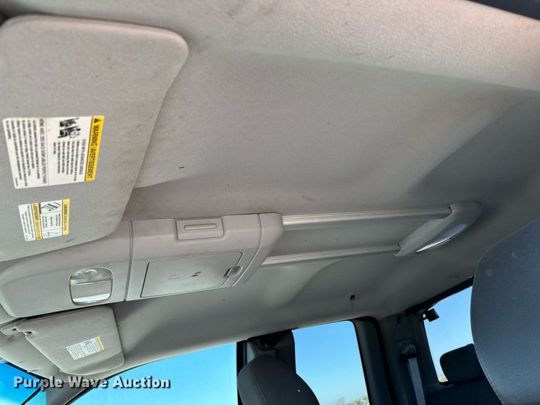 image for item LR9678 2004 Ford F150  SuperCab pickup truck