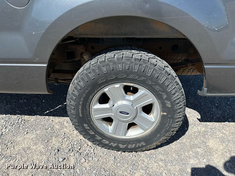 image for item LR9678 2004 Ford F150  SuperCab pickup truck