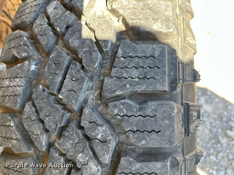 image for item LR9678 2004 Ford F150  SuperCab pickup truck