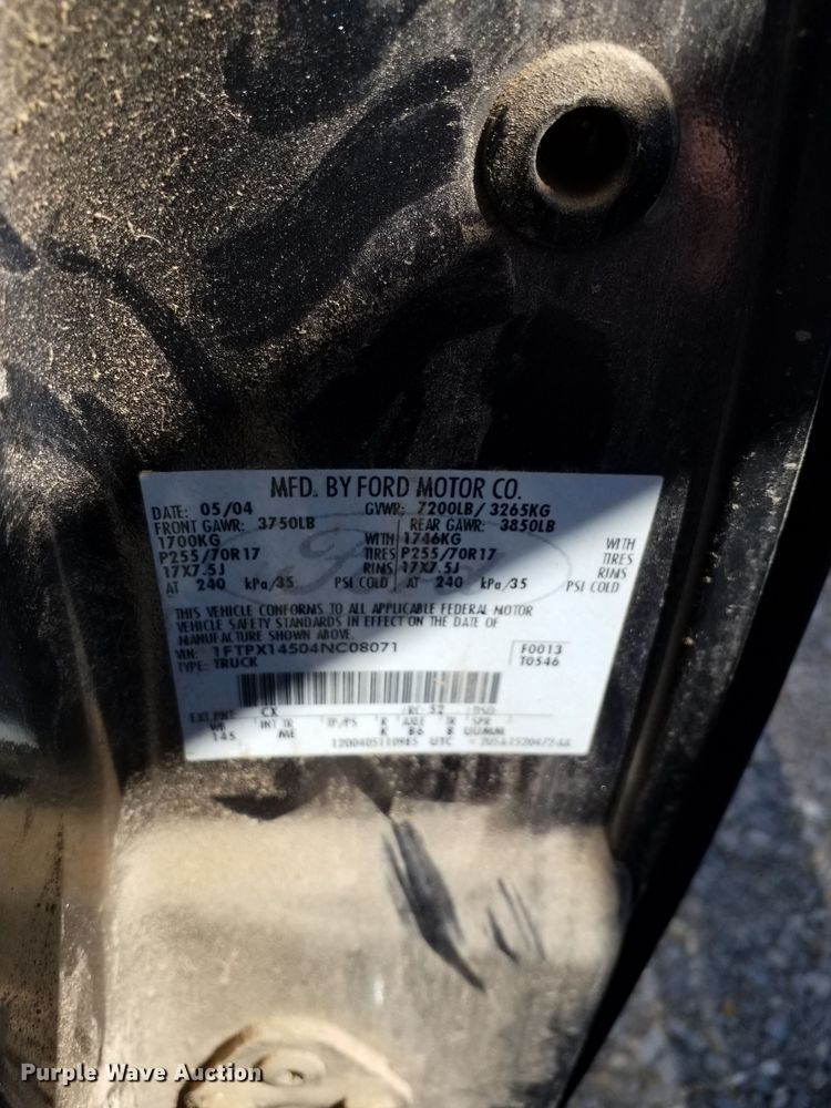 image for item LR9678 2004 Ford F150  SuperCab pickup truck