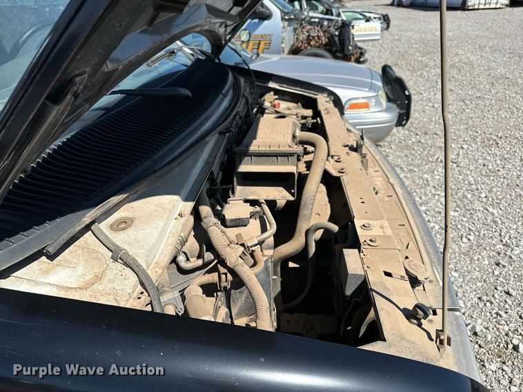 image for item LR9679 1995 Ford Club Wagon  van