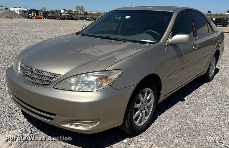 image for item LR9683 2002 Toyota Camry LXS