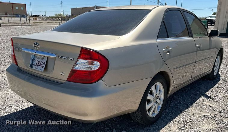 image for item LR9683 2002 Toyota Camry LXS