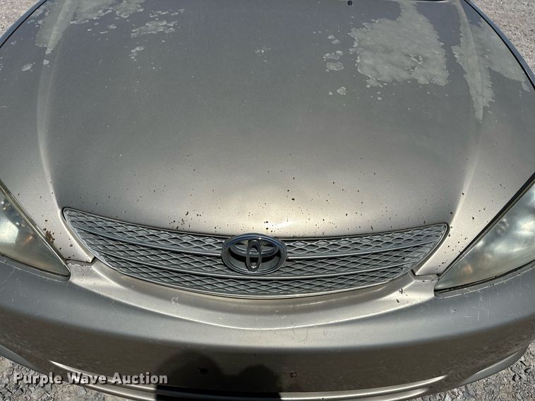 image for item LR9683 2002 Toyota Camry LXS