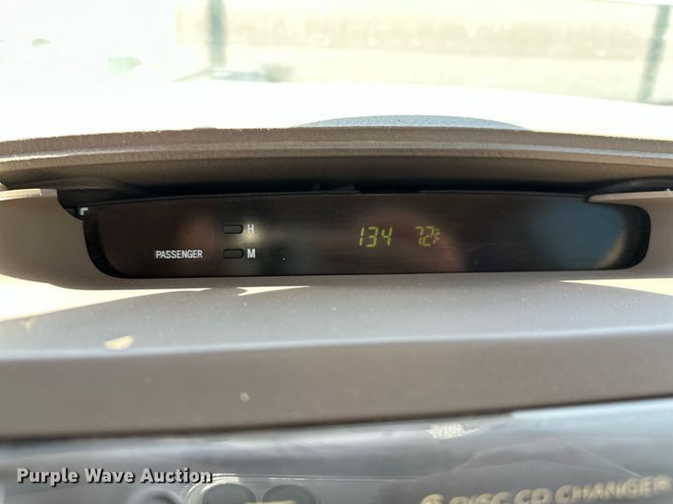 image for item LR9683 2002 Toyota Camry LXS