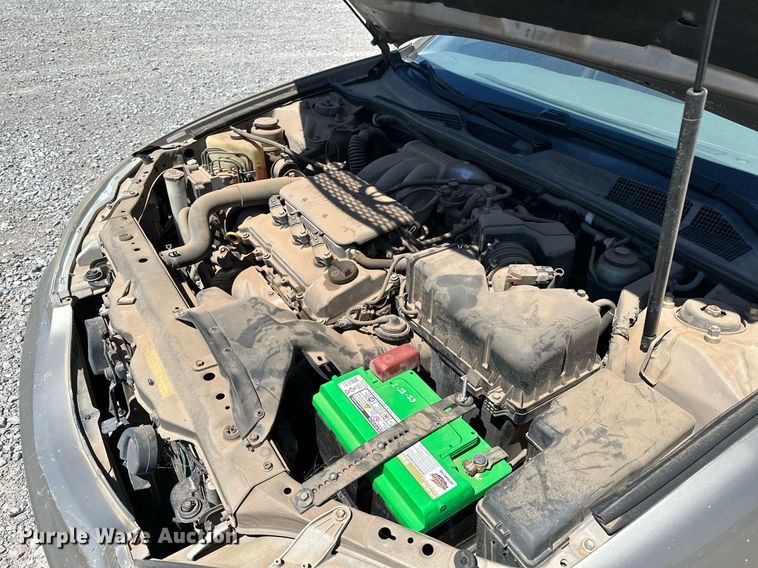 image for item LR9683 2002 Toyota Camry LXS