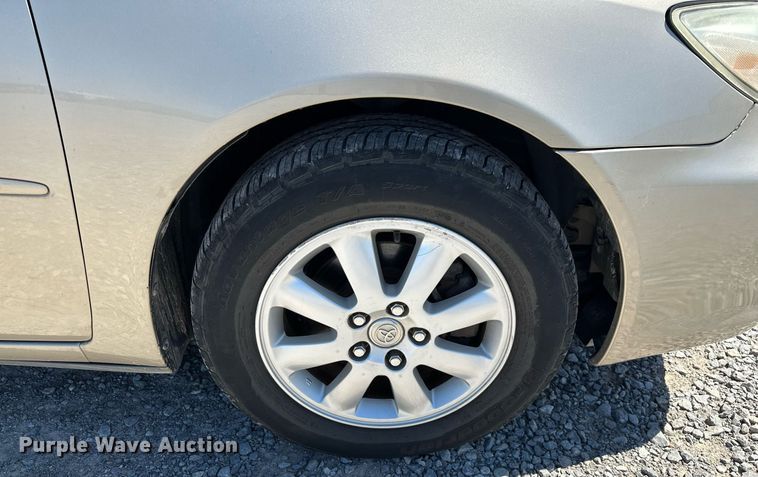 image for item LR9683 2002 Toyota Camry LXS