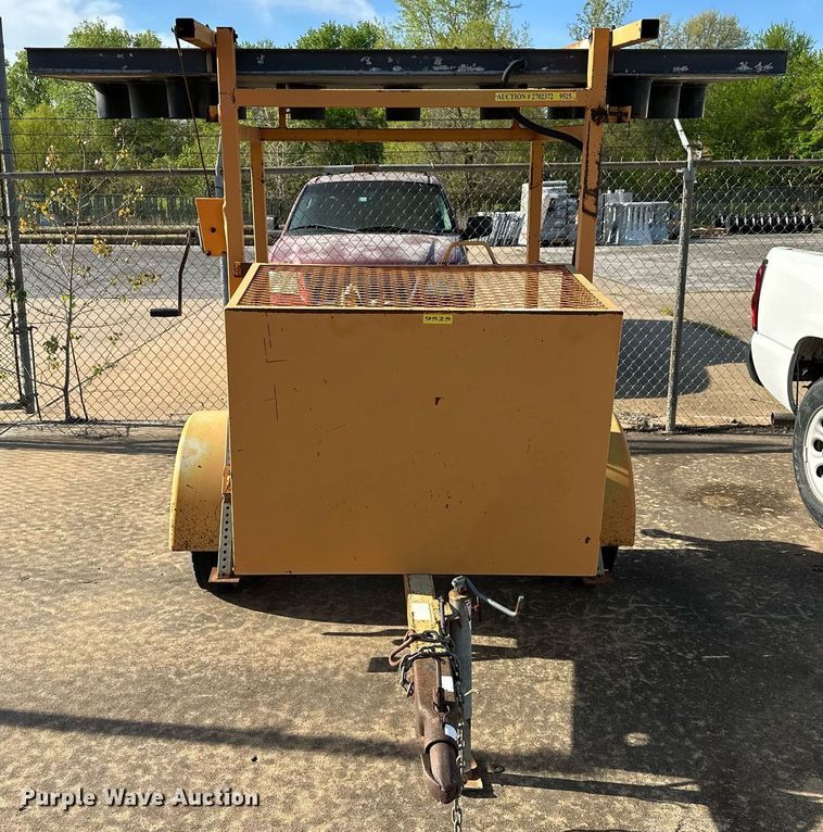 image for item LR9686 Amida DLB15-FA-GK  arrow board