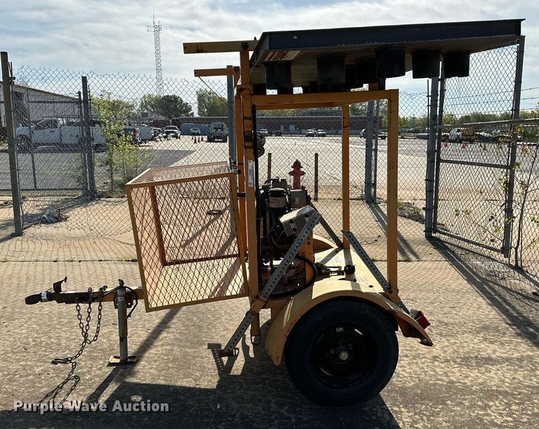 image for item LR9686 Amida DLB15-FA-GK  arrow board