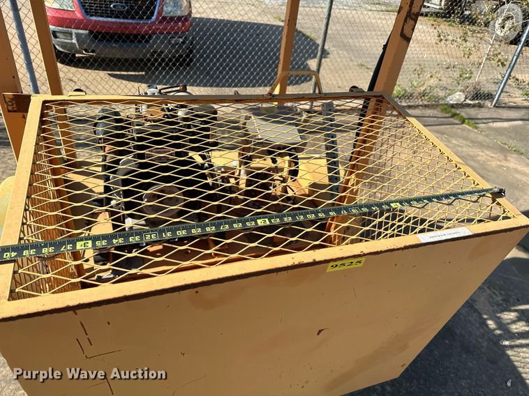 image for item LR9686 Amida DLB15-FA-GK  arrow board