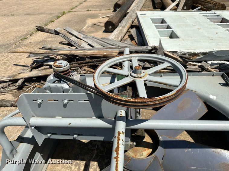 image for item LR9707 Windmaster  fan