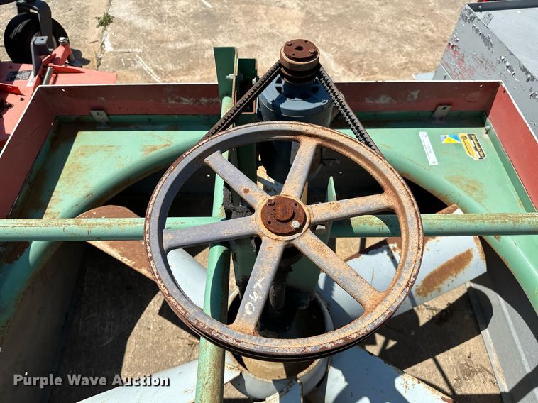 image for item LR9708 Windmaster  fan