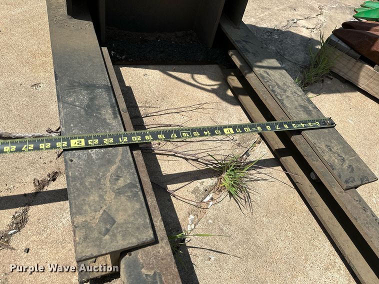 image for item LR9710 Snow plow mount