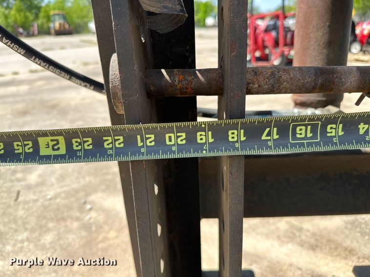 image for item LR9710 Snow plow mount