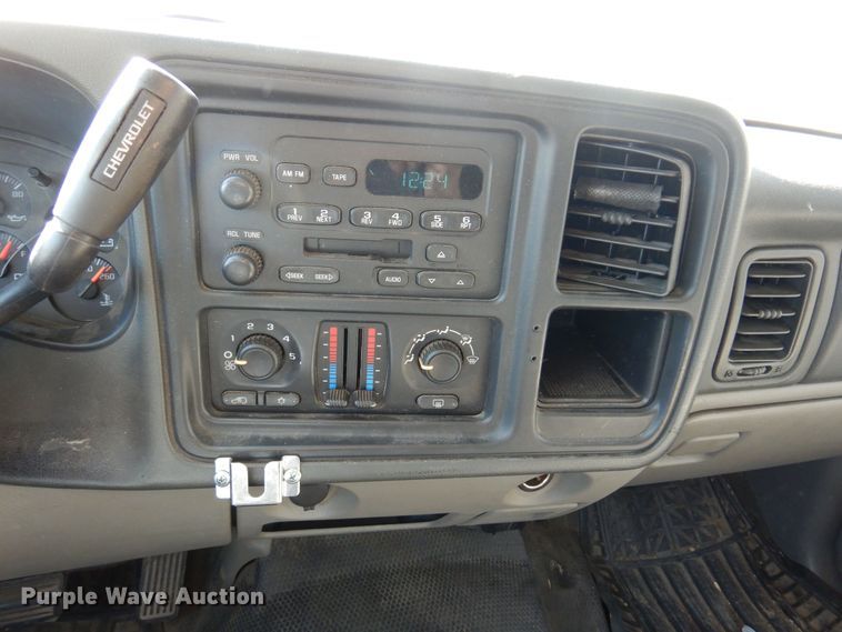 image for item LT9609 2005 Chevrolet Tahoe  SUV