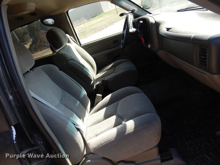 image for item LT9609 2005 Chevrolet Tahoe  SUV