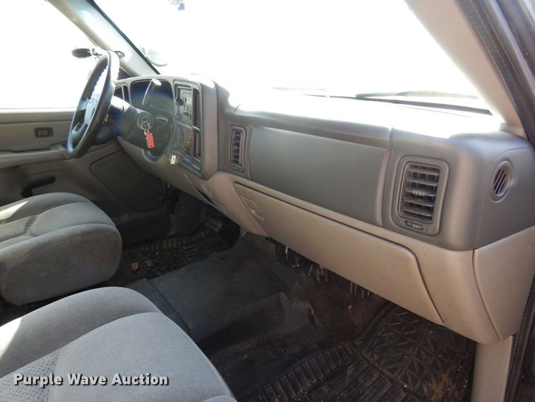 image for item LT9609 2005 Chevrolet Tahoe  SUV