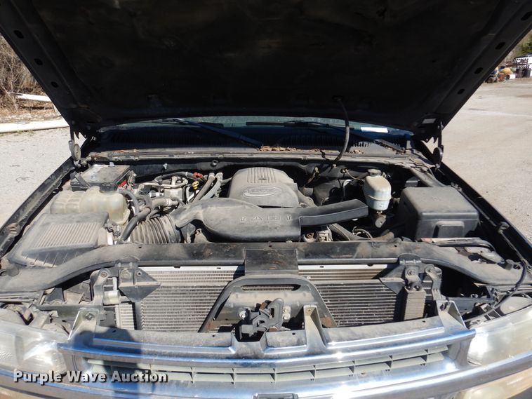 image for item LT9609 2005 Chevrolet Tahoe  SUV