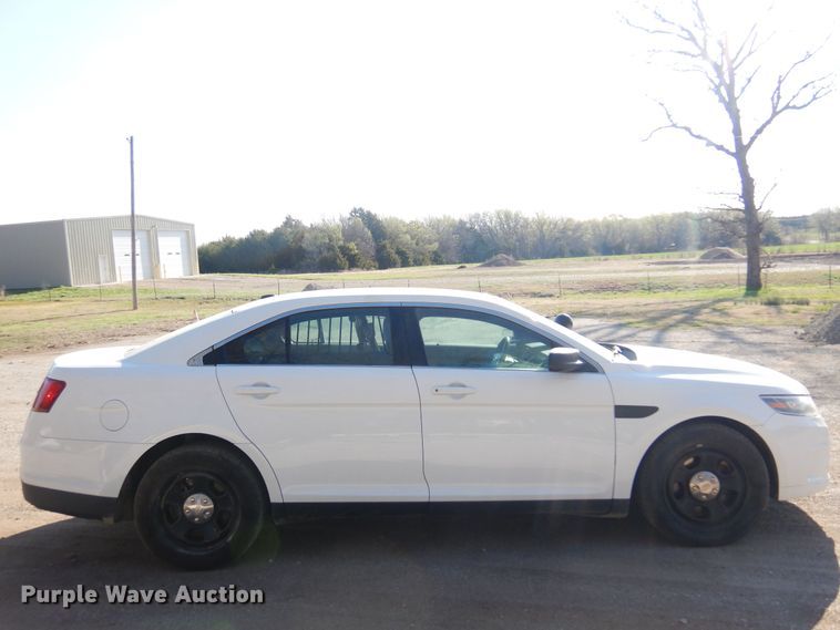 image for item LT9610 2015 Ford Taurus Police Interceptor