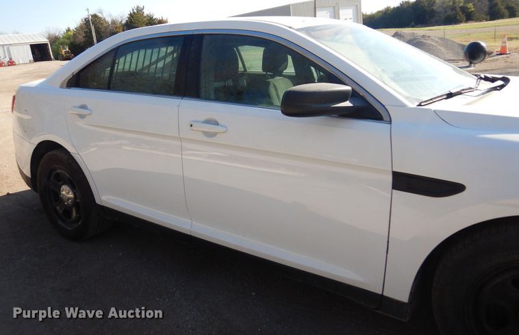 image for item LT9610 2015 Ford Taurus Police Interceptor