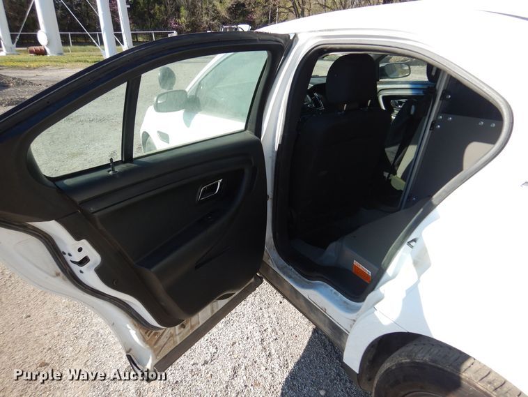 image for item LT9610 2015 Ford Taurus Police Interceptor