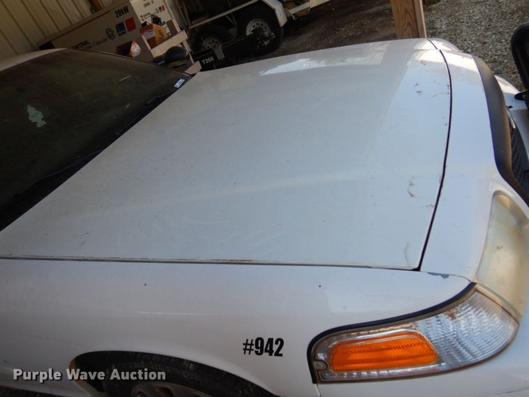 image for item LT9612 2008 Ford Crown Victoria Police Interceptor