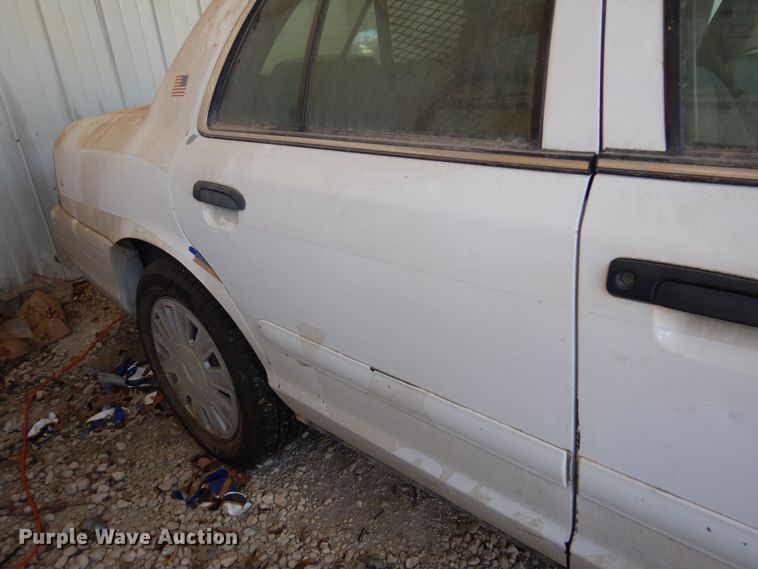 image for item LT9612 2008 Ford Crown Victoria Police Interceptor