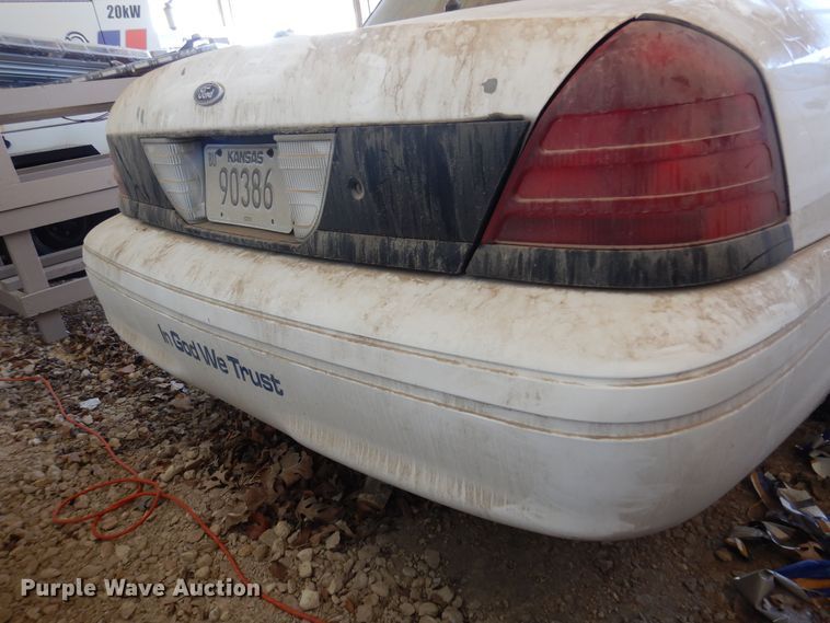 image for item LT9612 2008 Ford Crown Victoria Police Interceptor