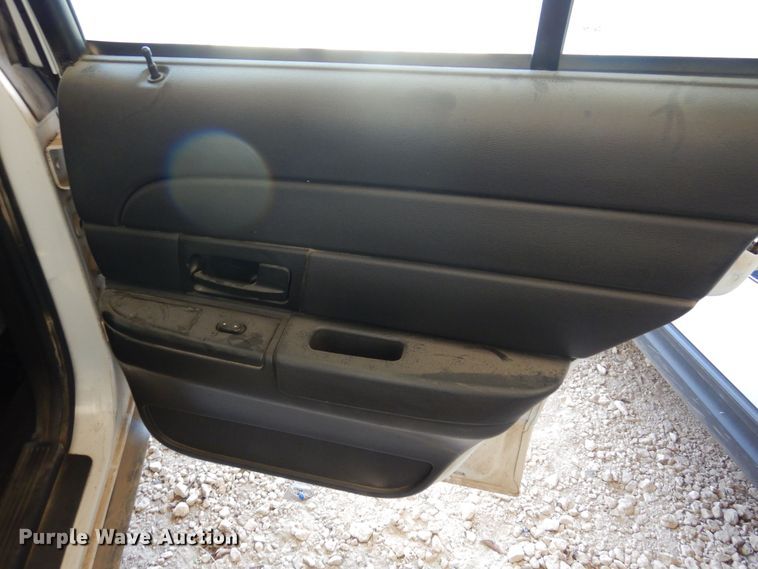 image for item LT9612 2008 Ford Crown Victoria Police Interceptor