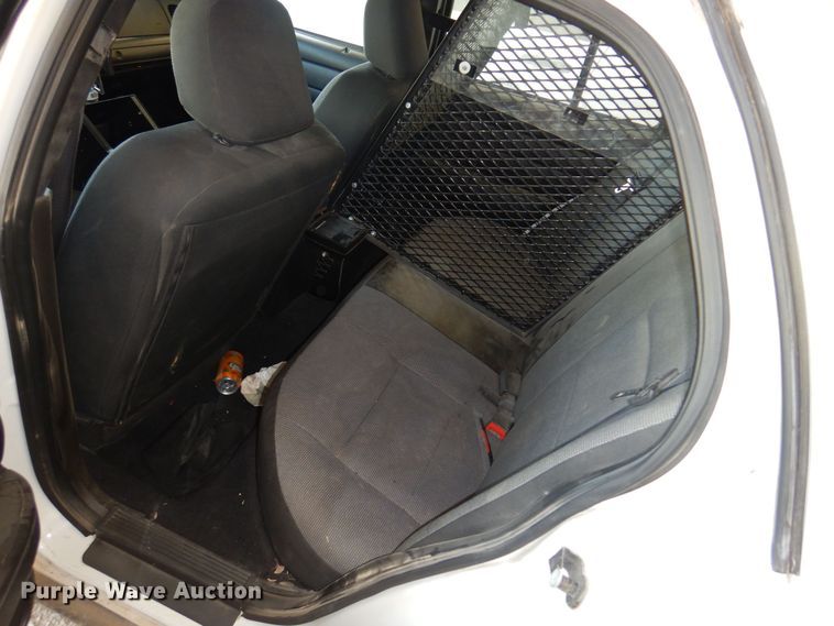 image for item LT9612 2008 Ford Crown Victoria Police Interceptor