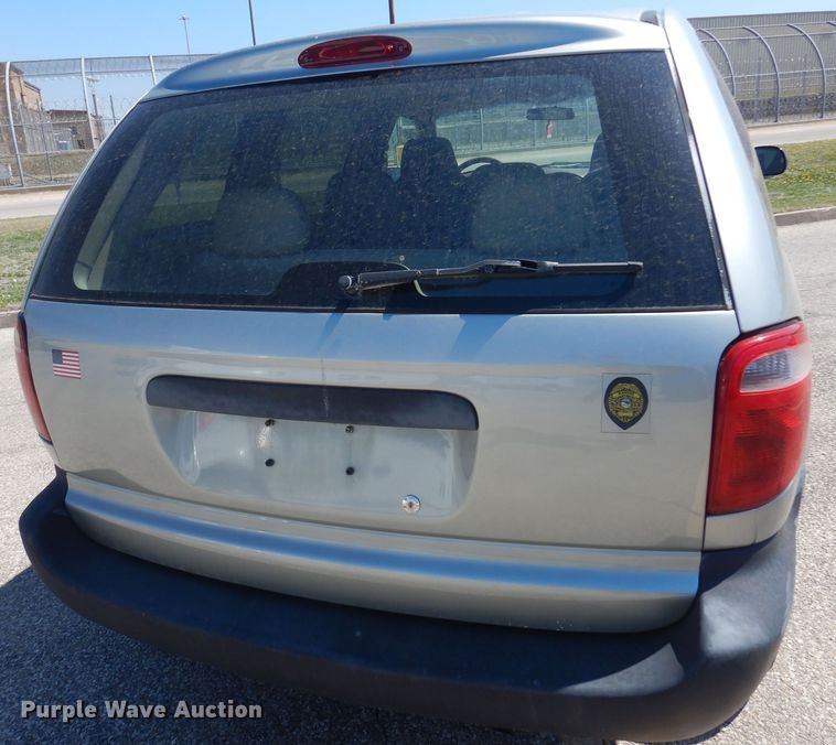 image for item LT9613 2003 Dodge Caravan  van