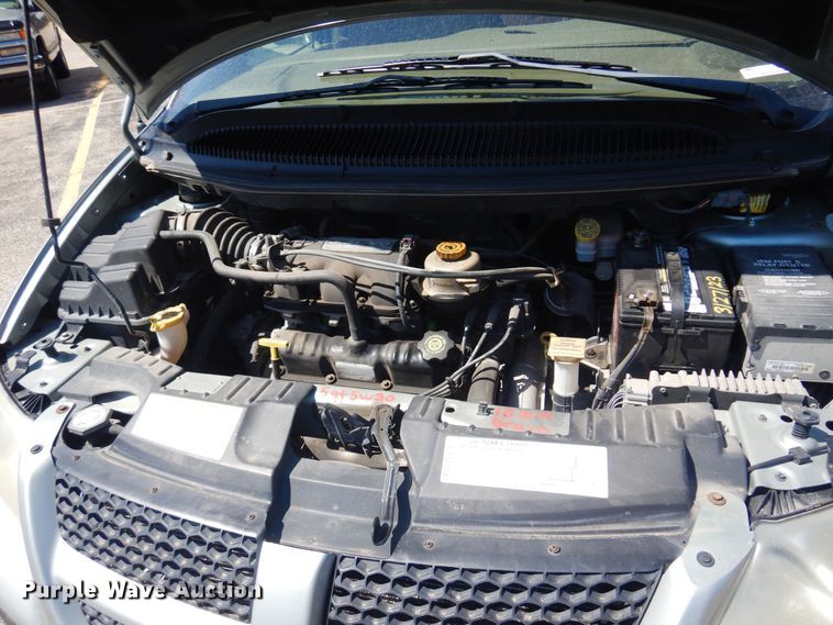 image for item LT9613 2003 Dodge Caravan  van