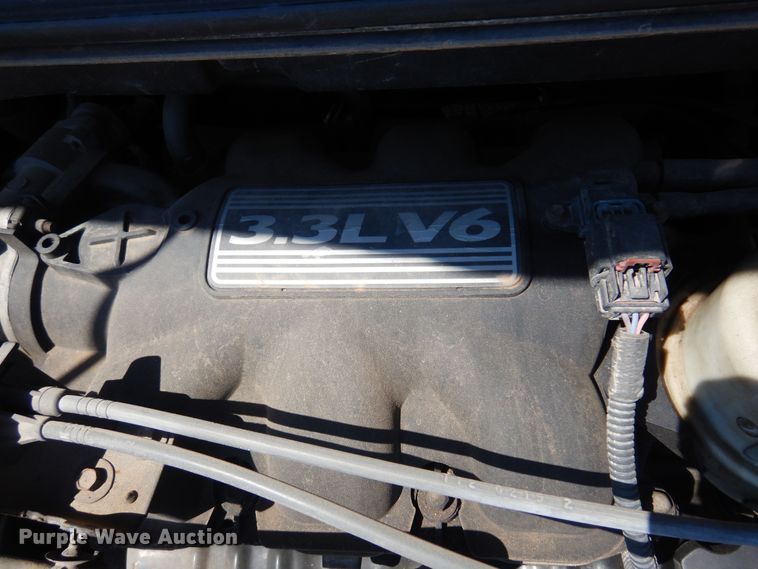 image for item LT9613 2003 Dodge Caravan  van