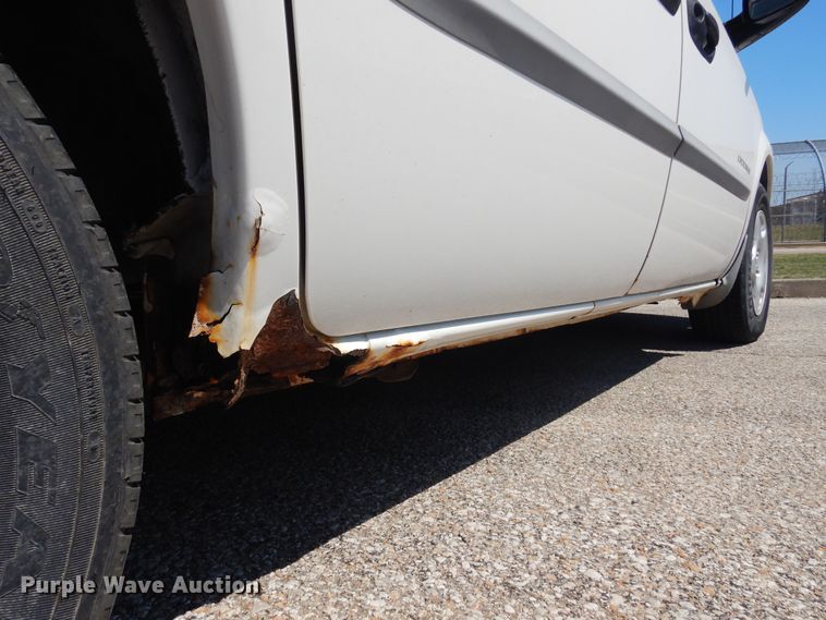 image for item LT9614 2001 Dodge Caravan  van