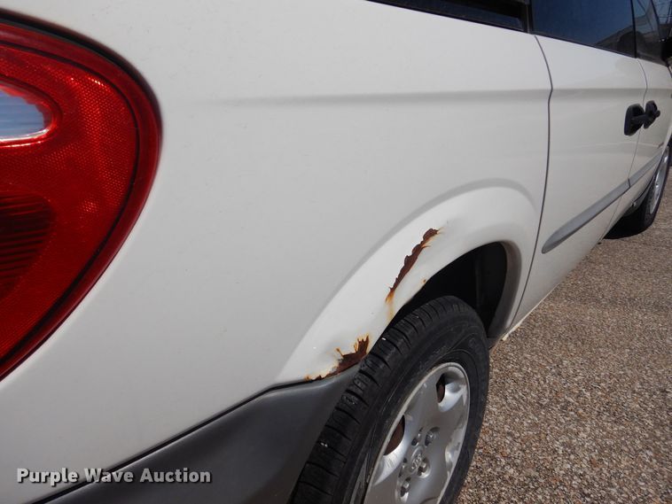 image for item LT9614 2001 Dodge Caravan  van