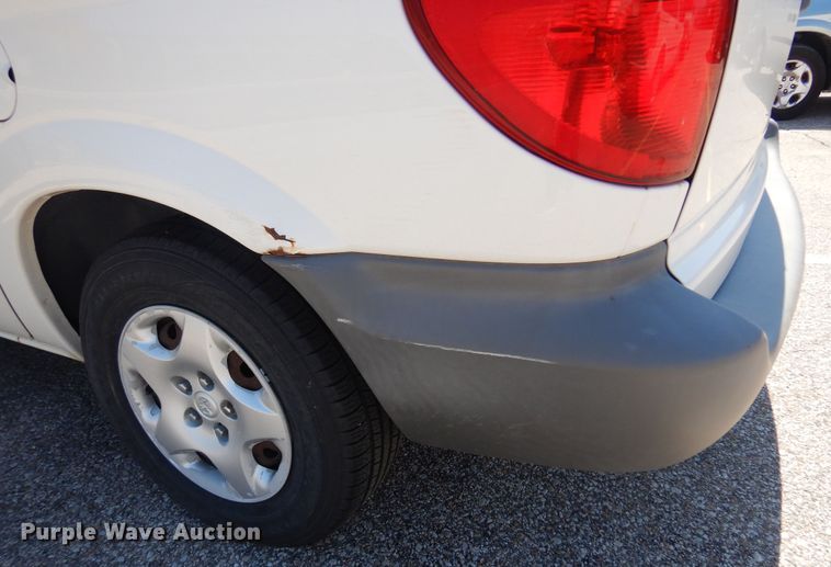 image for item LT9614 2001 Dodge Caravan  van