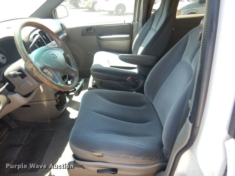 image for item LT9614 2001 Dodge Caravan  van