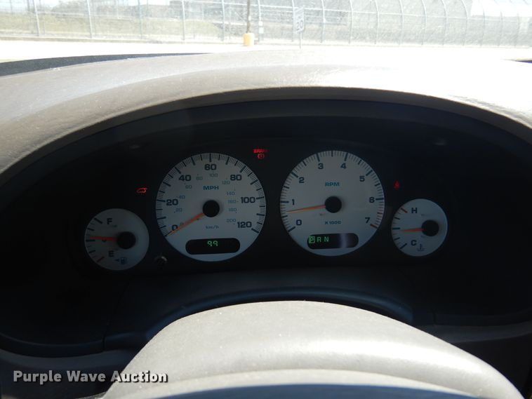 image for item LT9614 2001 Dodge Caravan  van