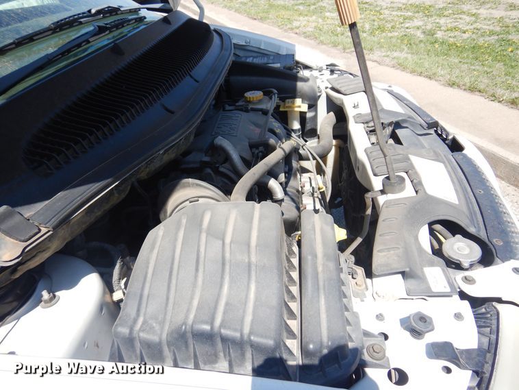 image for item LT9614 2001 Dodge Caravan  van