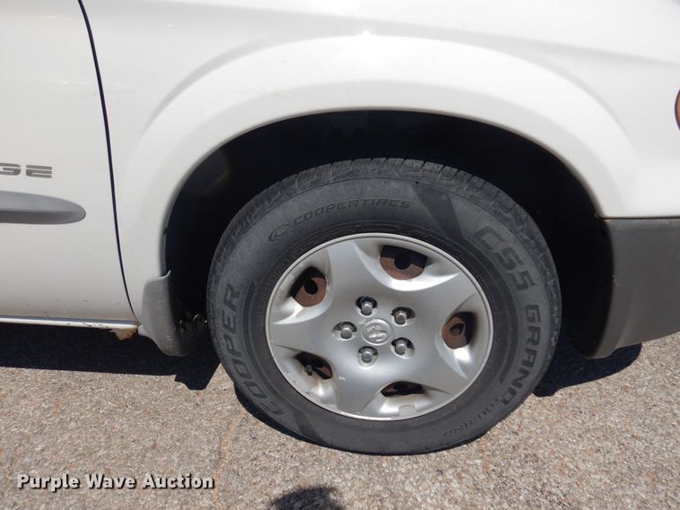 image for item LT9614 2001 Dodge Caravan  van