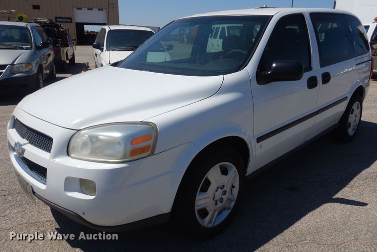 image for item LT9615 2008 Chevrolet Uplander  van