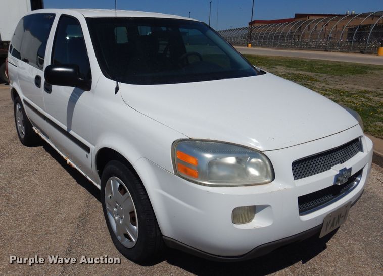 image for item LT9615 2008 Chevrolet Uplander  van